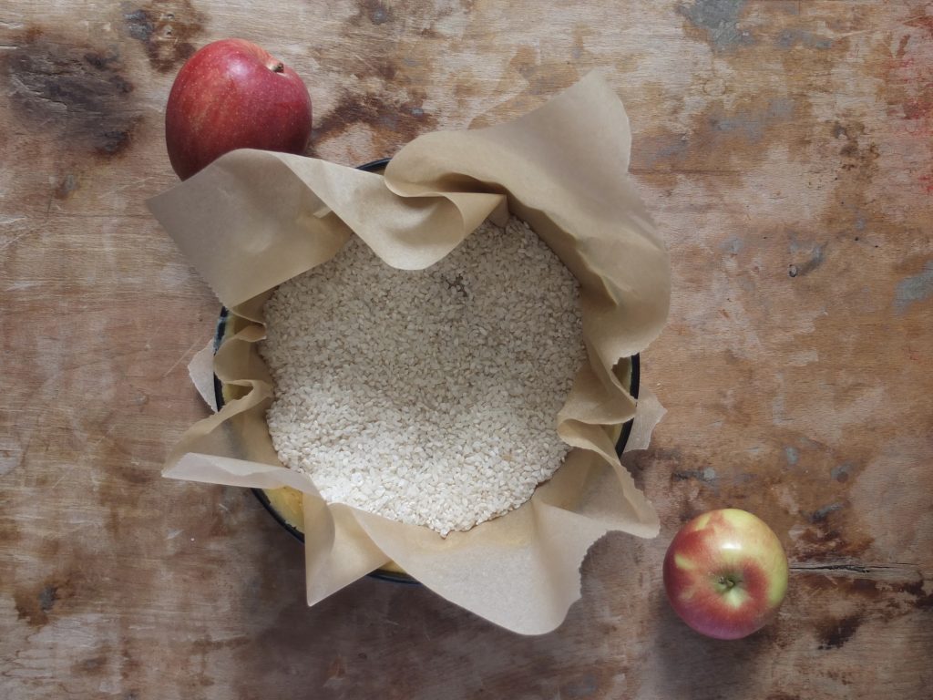 Zubereitung Gedeckter Apfelkuchen - La Crema Patisserie Foodblog Backblog