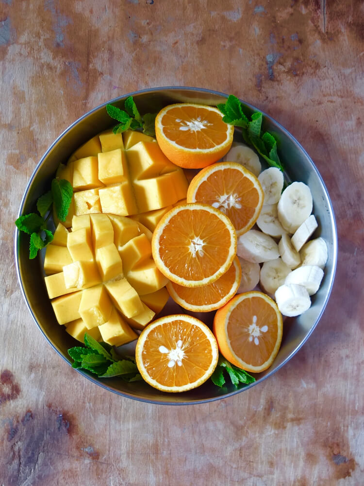 Zutaten Sommer-Smoothie mit Mango & frischer Minze - La Crema Patisserie Foodblog Backblog