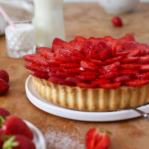 Erdbeer-Tarte mit Vanillepudding | Ein Rezept mit Kindheitserinnerungen ...