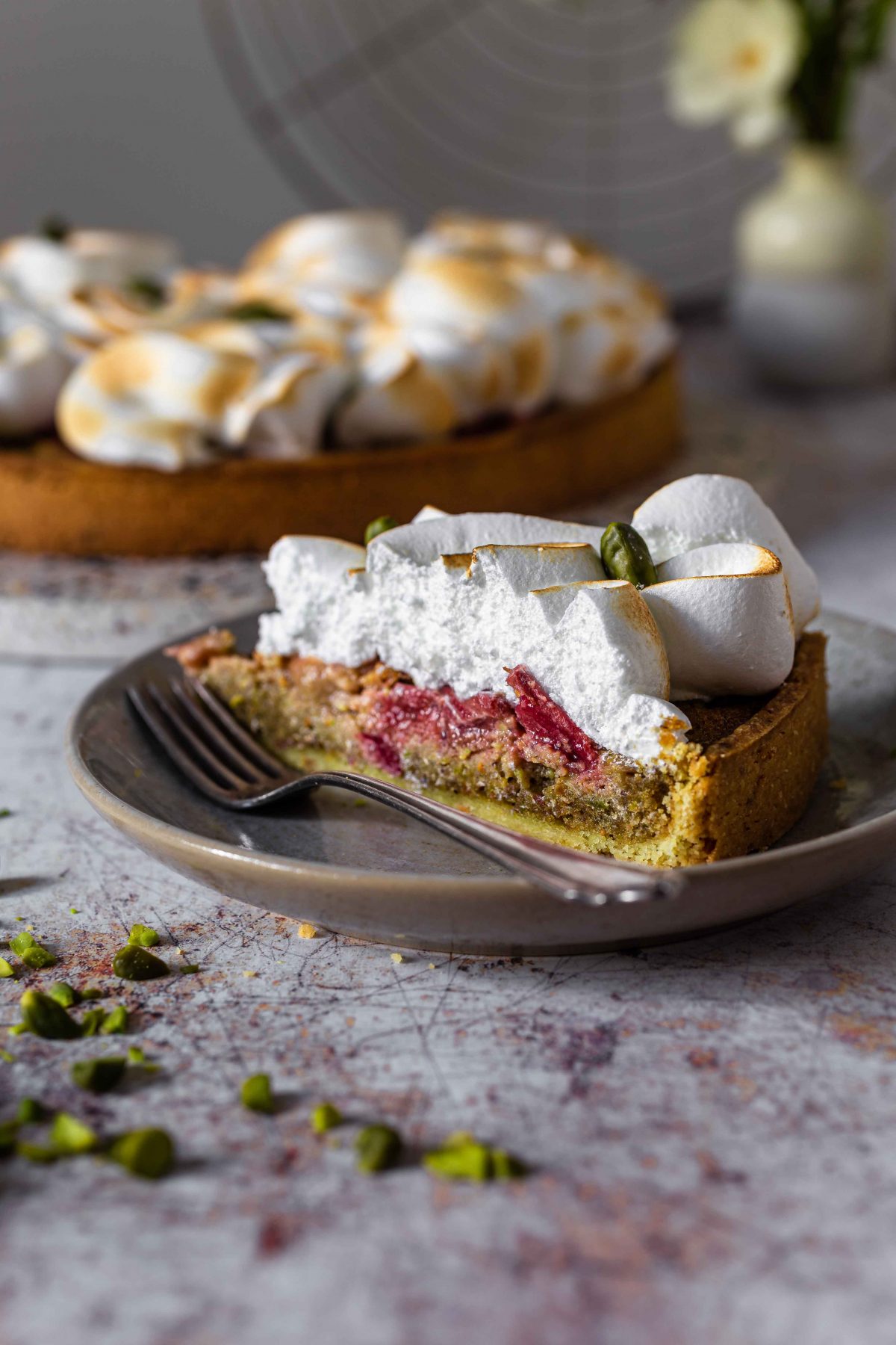 Rhabarbertarte mit Pistazien-Frangipane &amp; Baiserhaube – La Crema