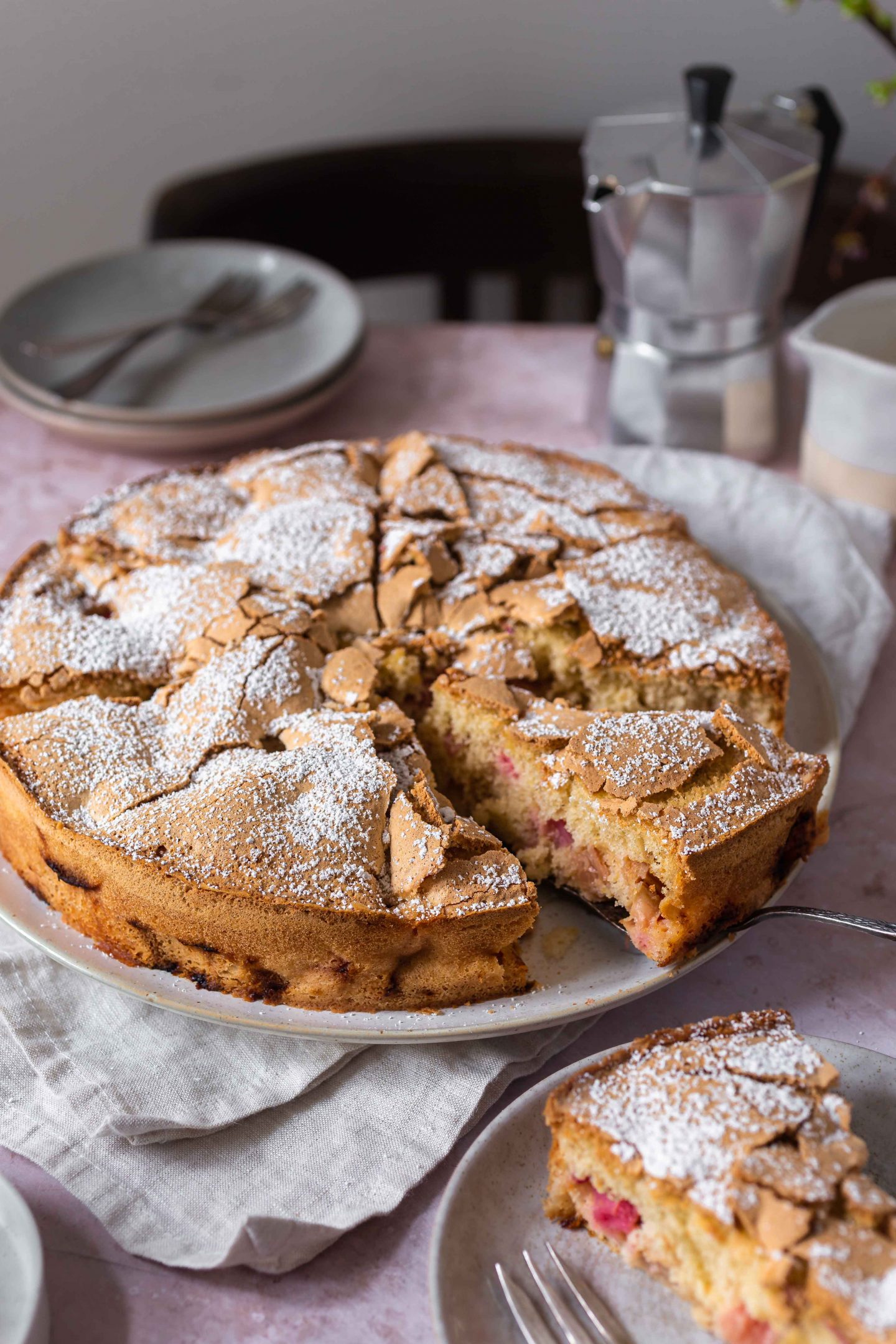 Schneller Rhabarberkuchen aus 5 Zutaten – La Crema