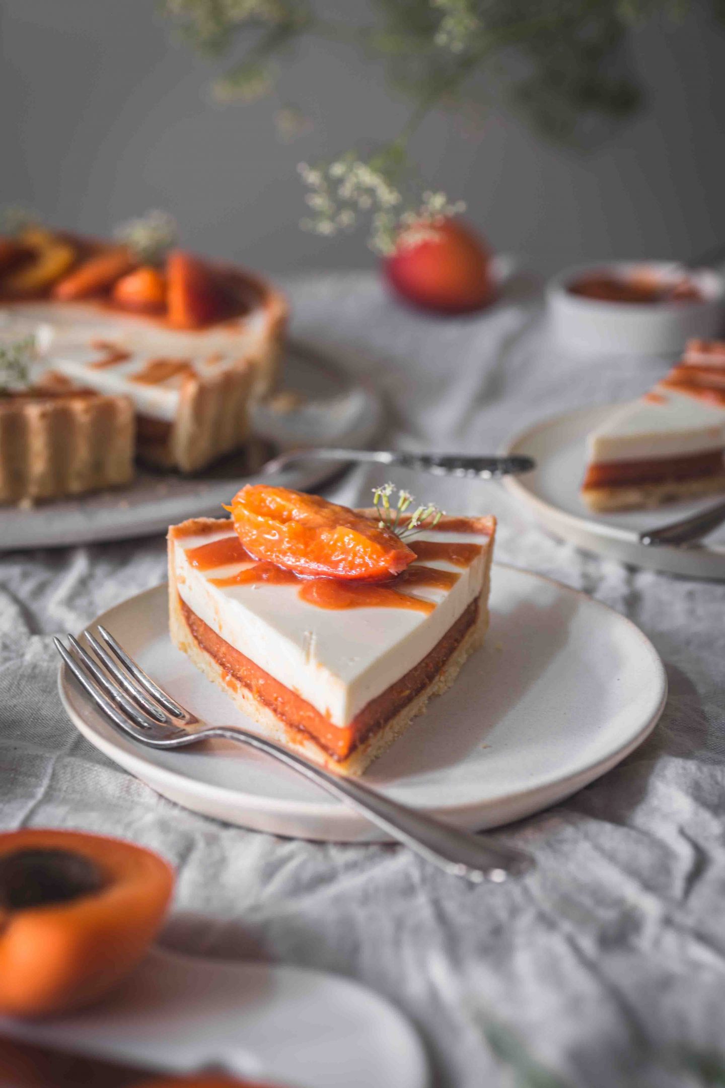 Aprikosen-Tarte mit Rosmarin-Panna Cotta – La Crema