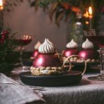 Weihnachtstörtchen mit Pflaume, Zimt & Karamell | Rezept