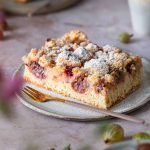 Stachelbeer-Streuselkuchen vom Blech | Rezept