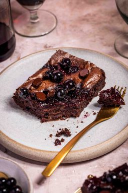 Cassis Brownies | Rezept