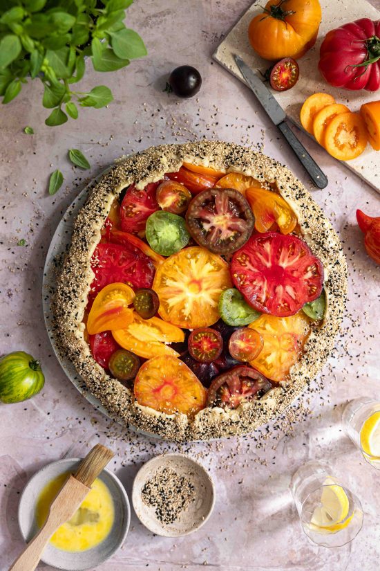 Tomaten Galette mit Feta & Pesto | Rezept